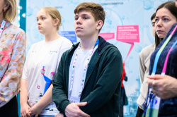 Сегодня, 01.04.2026, в федеральной территории «Сириус»  были подведены итоги заключительного этапа ВсОШ по общеобразовательному предмету «Химия». 