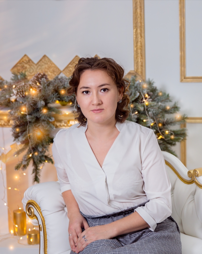 Руководитель городского методического объединения "Информатика" - учитель информатики муниципального бюджетного общеобразовательного учреждения "Средняя общеобразовательная школа №6" - Молчанова Майя Рифкатовна