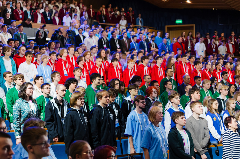 Сегодня, 01.04.2026, в федеральной территории «Сириус»  были подведены итоги заключительного этапа ВсОШ по общеобразовательному предмету «Химия». 